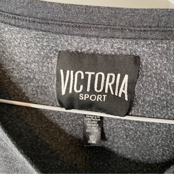 Victoria’s Secret Victoria Sport Grey White Sweatshirt - Picture 5 of 6